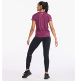 2XU Aero Tee Women's Mulberry Elderberry Reflective