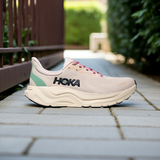 Hoka Arahi 8 Women's Rose Cream Alabaster